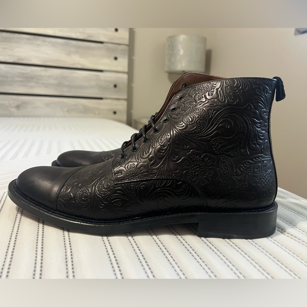Taft The Paris Boot in Black Floral Size 12